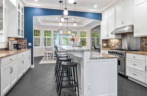 Harbor Springs House | Experience luxury at Thorne Swift Lakehouse, Harbor Springs - Lake Michigan