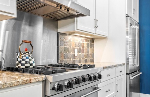 Harbor Springs House | Experience luxury at Thorne Swift Lakehouse, Harbor Springs - Lake Michigan