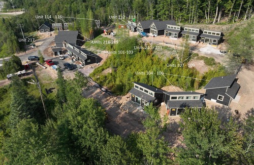 Munising Cottage | EXPLORE Munising Cottage 211