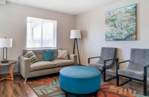 Rochester Hills Hotel | Extended Stay America Suites - Detroit - Rochester Hills