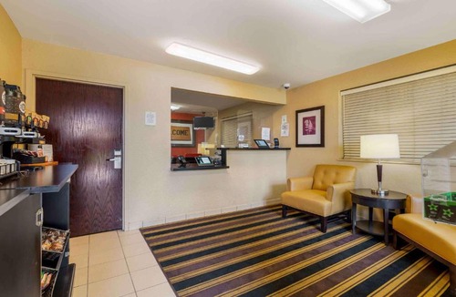 North Andrews Gardens Hotel | Extended Stay America Suites - Fort Lauderdale - Cypress Creek - Andrews Ave