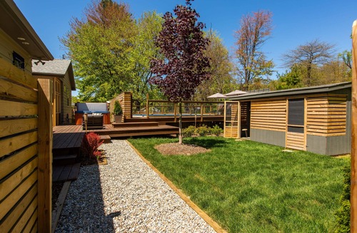 Harbert House | Fabulous designer owned home with heated pool & spa in the heart of Sawyer!
