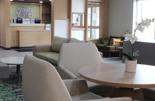 Farmington Hills Hotel | Fairfield Inn & Suites Detroit Farmington Hills
