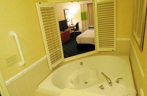Mount Vernon Hotel | Fairfield Inn & Suites by Marriott Mt. Vernon Rend Lake