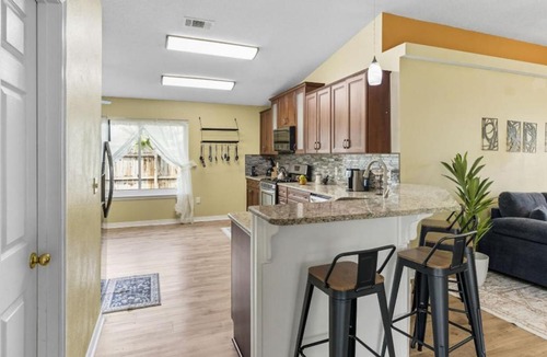 Milton House | Family Milton Home with Private Pool