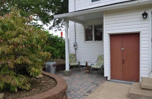 St. Marys House | Five W Ranch -Sugar Hill Farm location- Private, Five Minutes From Downtown!