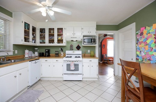 East Pensacola Heights House | Flamingo Pad; Dog Friendly Vacation Rental