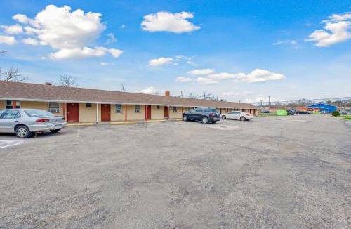 Flint Hotel | Flint Motel by OYO MI Near I-475