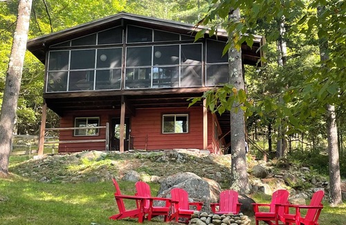 Keene House | Forest Hideaway