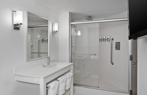 Richfield Hotel | Four Points by Sheraton Mall of America Minneapolis Airport