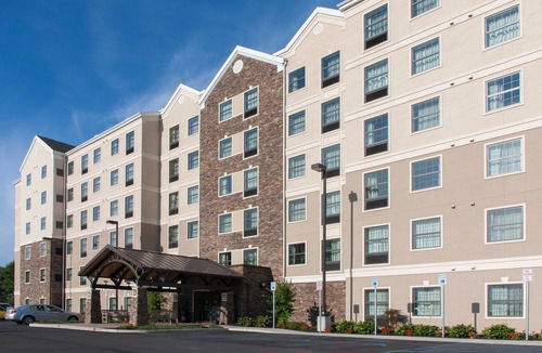 West Seneca Condo | Free Breakfast Buffet. Pool & Hot Tub. Gym Access.