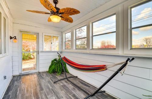 West Mifflin House | Game Room & Fire Pit: West Mifflin Home!