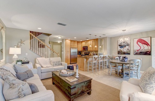 Amelia City House | Gorgeous 2nd Floor Sailmaker Villa | Private Patio Overlooking Pool | Purchasable Summer Beach Club Access