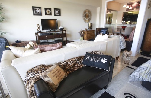 Jeffersonville Condo | Great weekend get away overlooking Downtown Louisville, KY and the Ohio River
