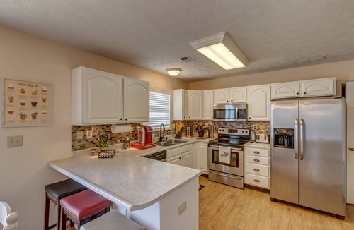 Masterson Station House | GreatGroupGetaway 15 min from Keeneland/Horse Park/Downtown/UK/Red Mile