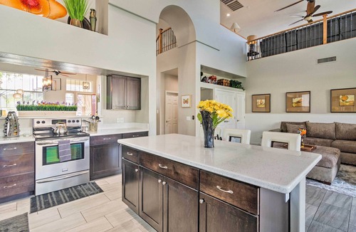 Rovey Farm Estates House | Group Fun in Glendale! Getaway w/Private Pool