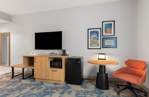 Northwest Pensacola Hotel | Hampton Inn & Suites Pensacola/I-10 Pine Forest Road