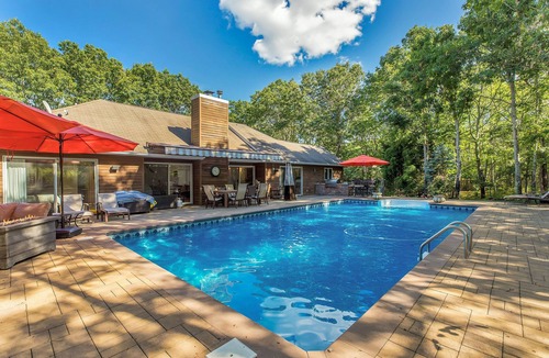Hampton Bays House | Hamptons - Pool & Private Tennis Court, Hot Tub, 2 Pickleball Courts