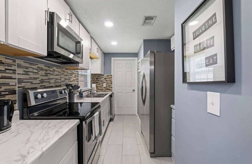 Sandalwood House | Hardwick Haven - Team Joseph Ellen