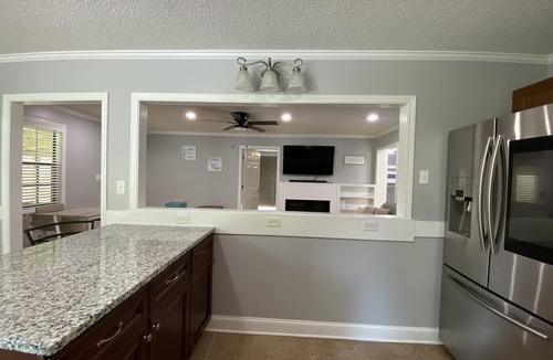 Harrison House | Harrison Bay Hideaway: Cozy home, walk to Harrison Bay State Park, Golf, Lake