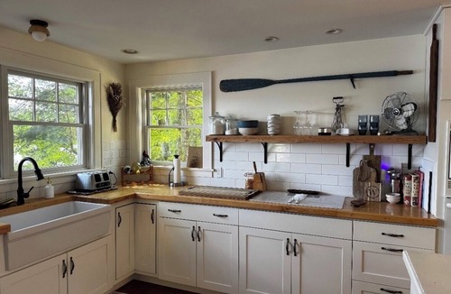 Colton House | Hideaway in Higley Flow!