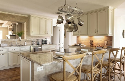 Canyon Lake Villa | High-End Resort. 1-Story, Heated Pool, Boat Ramp, Big Beds, Game Room, Fire Pit