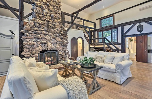 Middle Hope Cottage | Historic 1800s Cornwall-on-hudson Cottage!