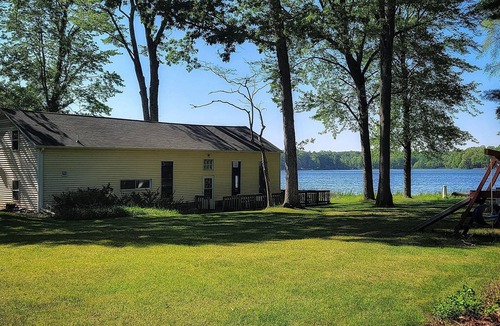 Kendall Cottage | Historic Ice House Cottage