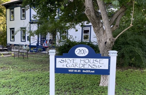 Northport House | Historic Skye House in the Heart of Northport