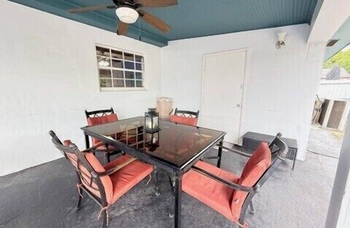 Westchester House | HOME AWAY FROM HOME Near Airport and Malls and Highways
