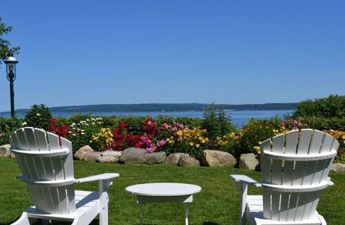 Petoskey Hotel | Hotel Perry