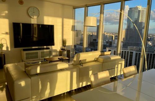 Downtown Miami Apartment | IconBrickell Tower 3 W Residences