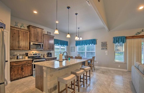 Canyon Lake House | Idyllic Canyon Lake Home with Marina Nearby!