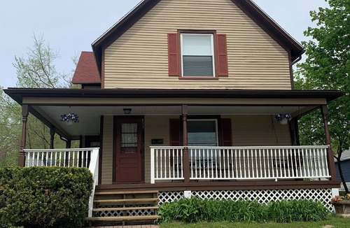 South Haven House | Idyllic Location - Walk to Town and Beaches