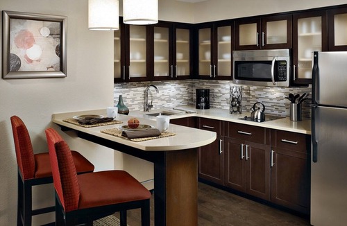 Dearborn Condo | Indoor Pool, Hot Tub, Free Wi-Fi, Free Breakfast | Close to Ford World HQ
