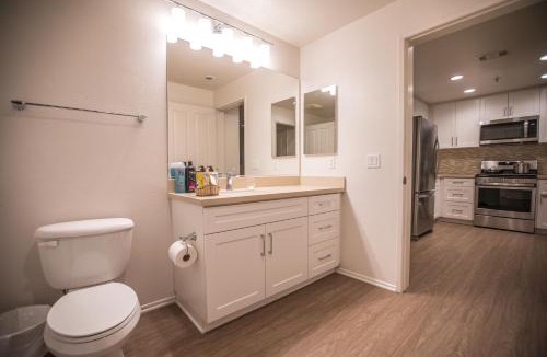 Irvine Apartment | Irvine Spectrum/2 Bedrooms/2 Bathrooms/Apartment/pool/gym