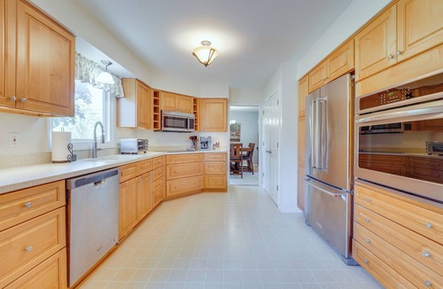 Jackson House | Jackson Home w/Fire Pit & Yard: 3 Mi to Downtown