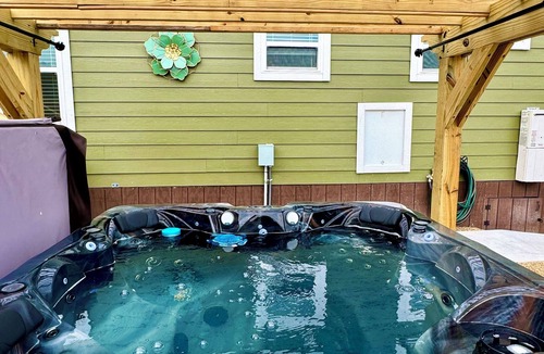Brevard Cottage | JUST CHILLIN. when I get there