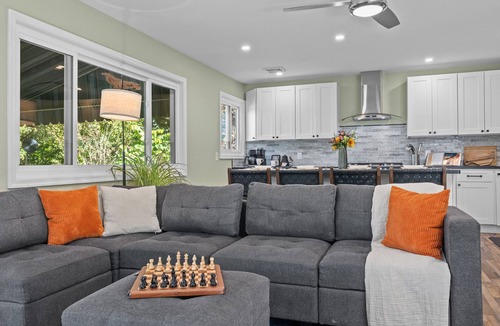 Gulph Mills House | Kayaks & River Access/Easy Parking/Beautiful