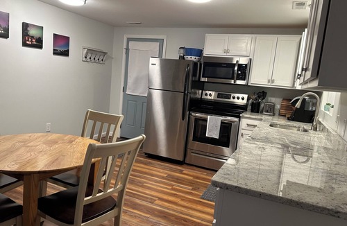 Hillsdale Cottage | Lake front cottage on all sports Bear Lake in Hillsdale, Michigan