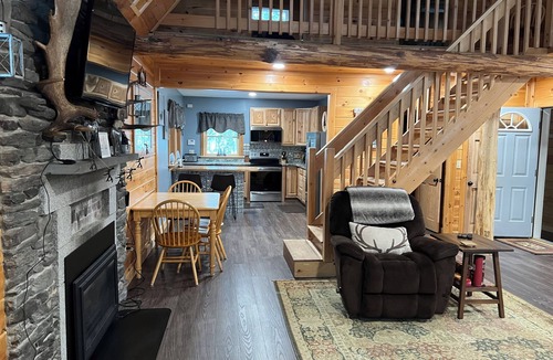 Stratton Cabin | Lakefront cabin with endless sunsets in Stratton.