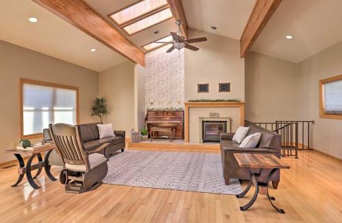 Town of Varick House | Lakefront Romulus Retreat w/Private Dock!