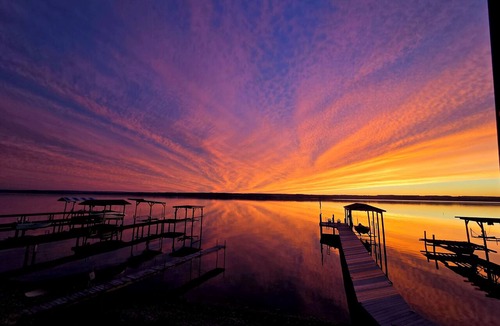 Town of Varick House | Lakefront Sunset Retreat for Two - Peaceful Seneca Lake Escape Near Geneva