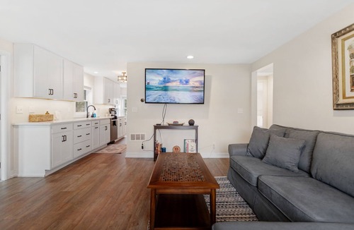 Fennville House | Lakewood Luxe Heated Pool Hot Tub Near Town!