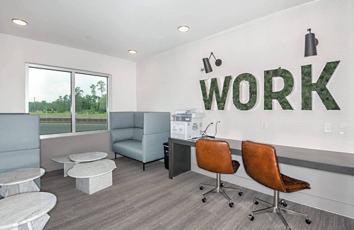 Northwest Pensacola Apartment | Landing | Stylish 1BD, Yoga Studio, Rooftop Lounge