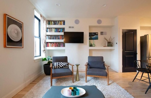 Graduate Hospital Apartment | Large 2 BDR With Deck Hosted By StayRafa