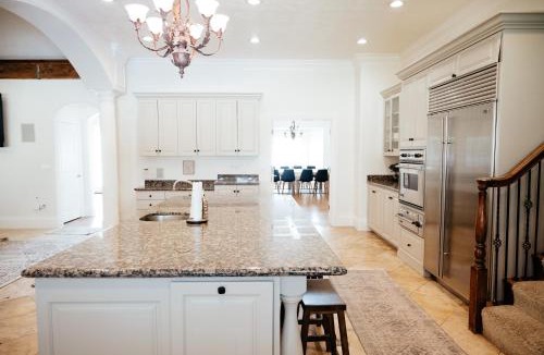 South Jordan House | Large & Spacious Home, Sleeps 23+ near SLC