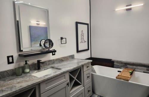 Brevard House | Life's Good Retreat