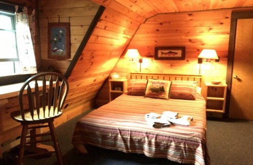 Jay Cabin | Lovely log home on the AuSable River in the High Peaks region of the Adirondacks