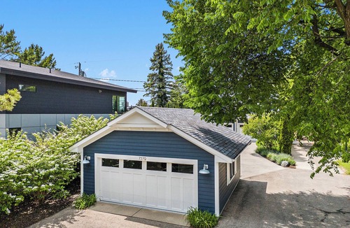 Port Sheldon Cottage | Luxurious 6-bedroom beach house on Lake Michigan between Holland and Grand Haven